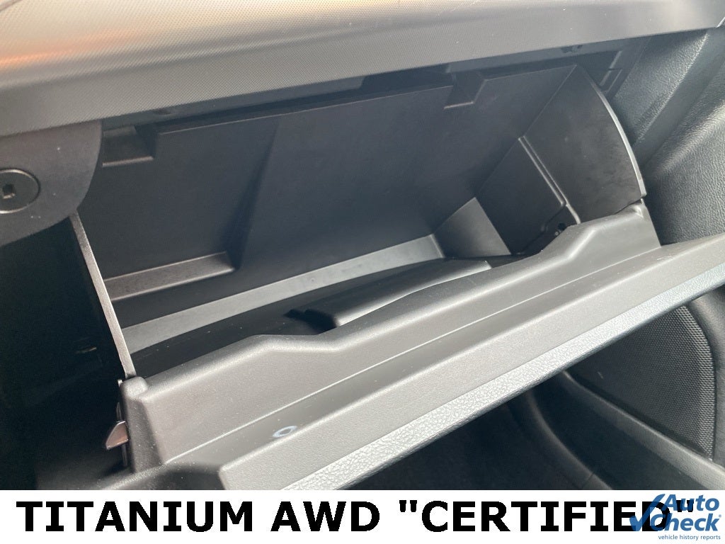 2023 Ford Edge Titanium