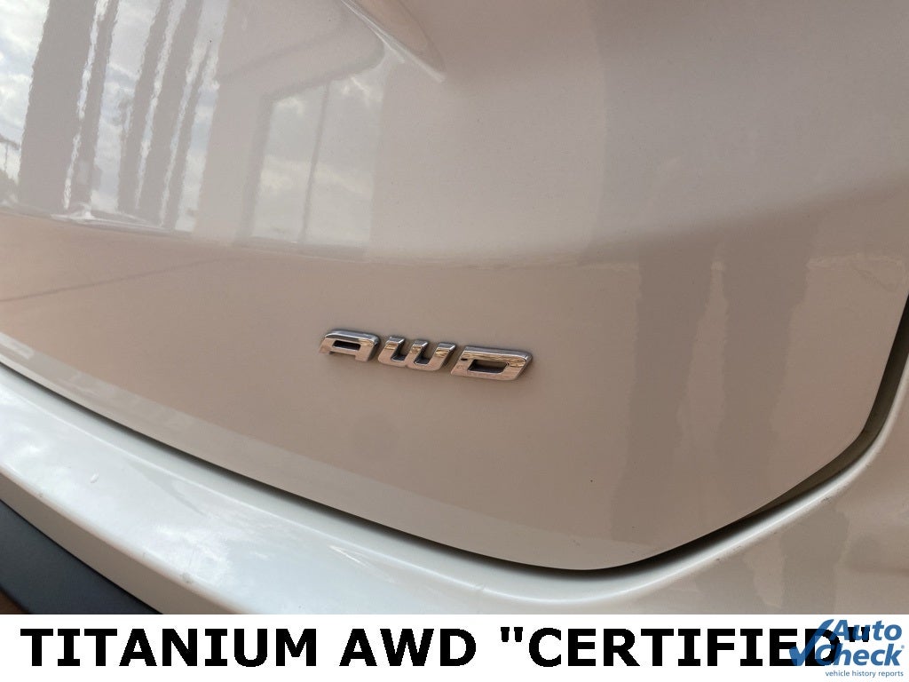 2023 Ford Edge Titanium