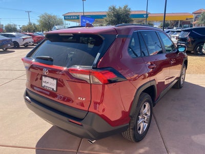 2022 Toyota RAV4 XLE