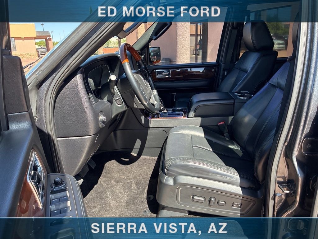 2015 Lincoln Navigator Base