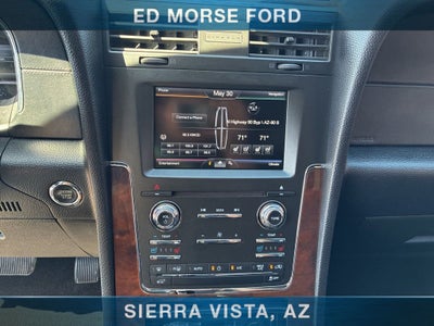 2015 Lincoln Navigator Base