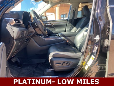 2022 Toyota Highlander Platinum