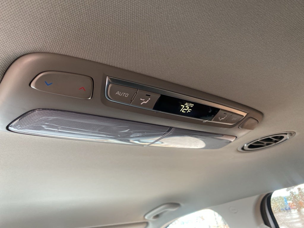 2023 Kia Telluride LX