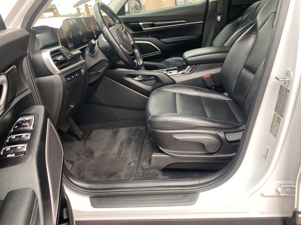 2023 Kia Telluride LX