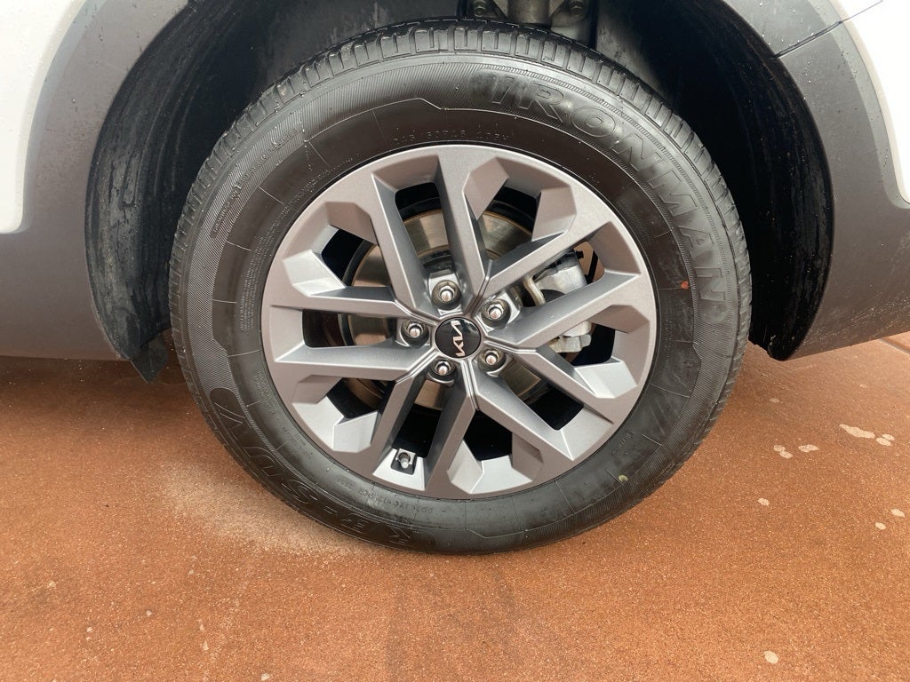 2023 Kia Telluride LX