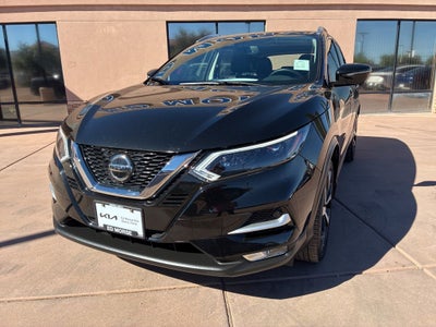 2022 Nissan Rogue Sport SL