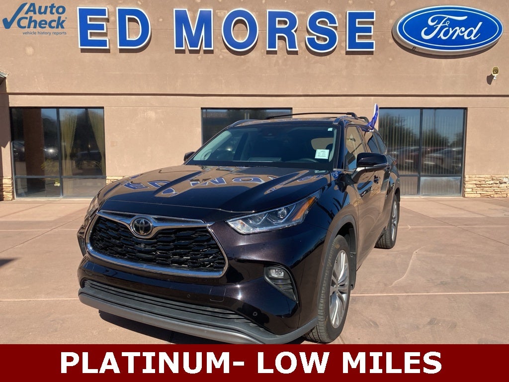 2022 Toyota Highlander Platinum