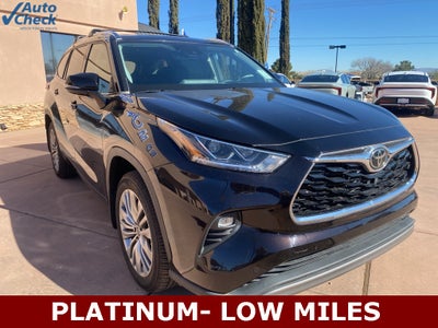 2022 Toyota Highlander Platinum