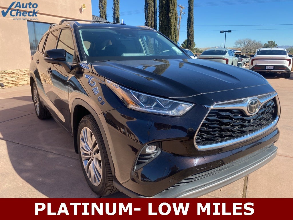 2022 Toyota Highlander Platinum