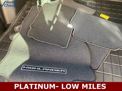 2022 Toyota Highlander Platinum