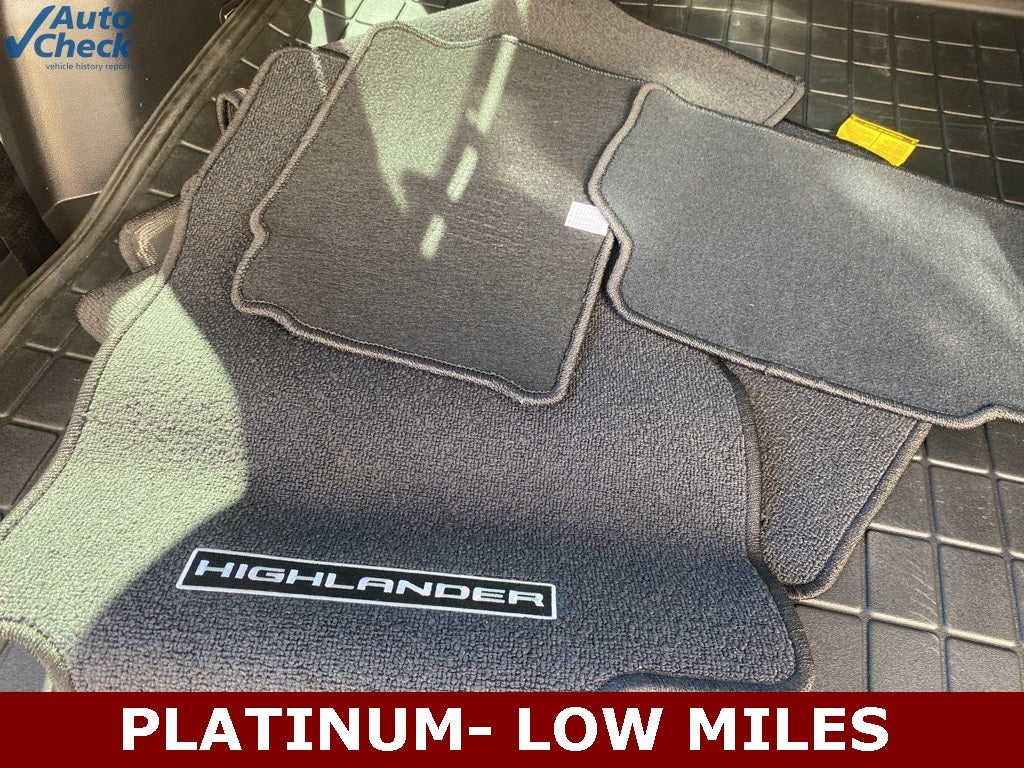 2022 Toyota Highlander Platinum