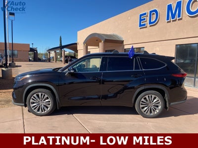 2022 Toyota Highlander Platinum