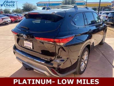 2022 Toyota Highlander Platinum
