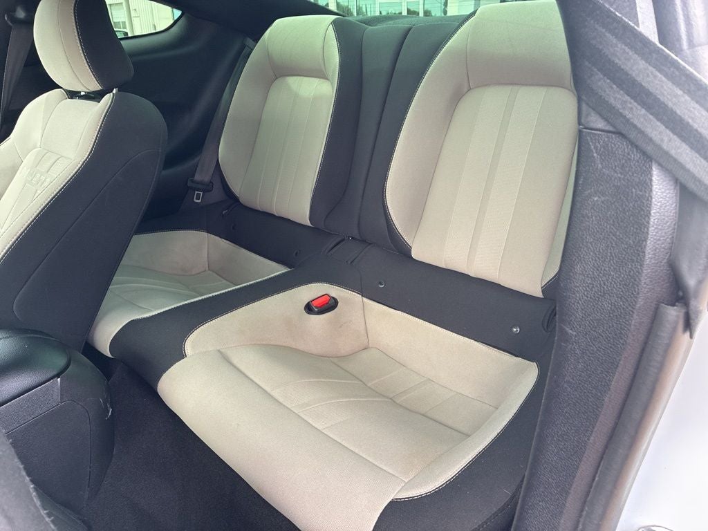 2021 Ford Mustang EcoBoost