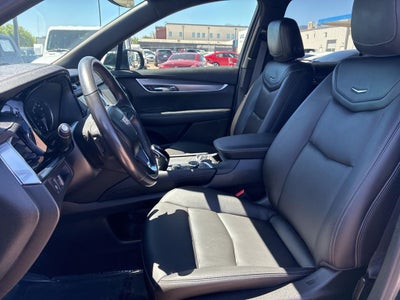 2024 Cadillac XT6 Luxury