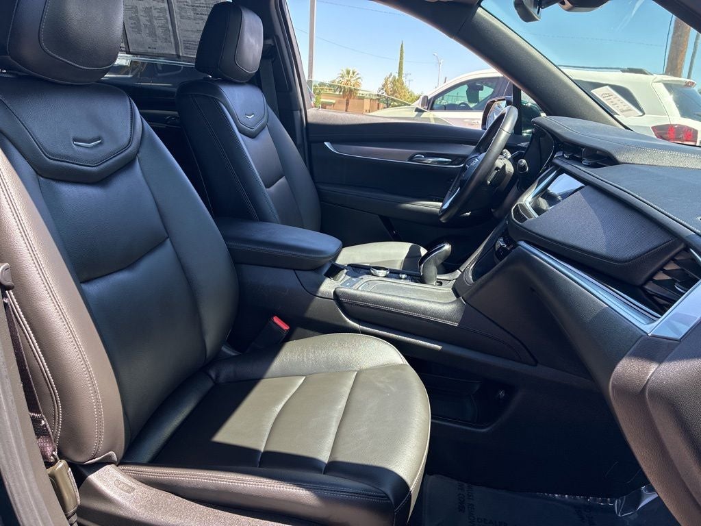 2024 Cadillac XT6 Luxury