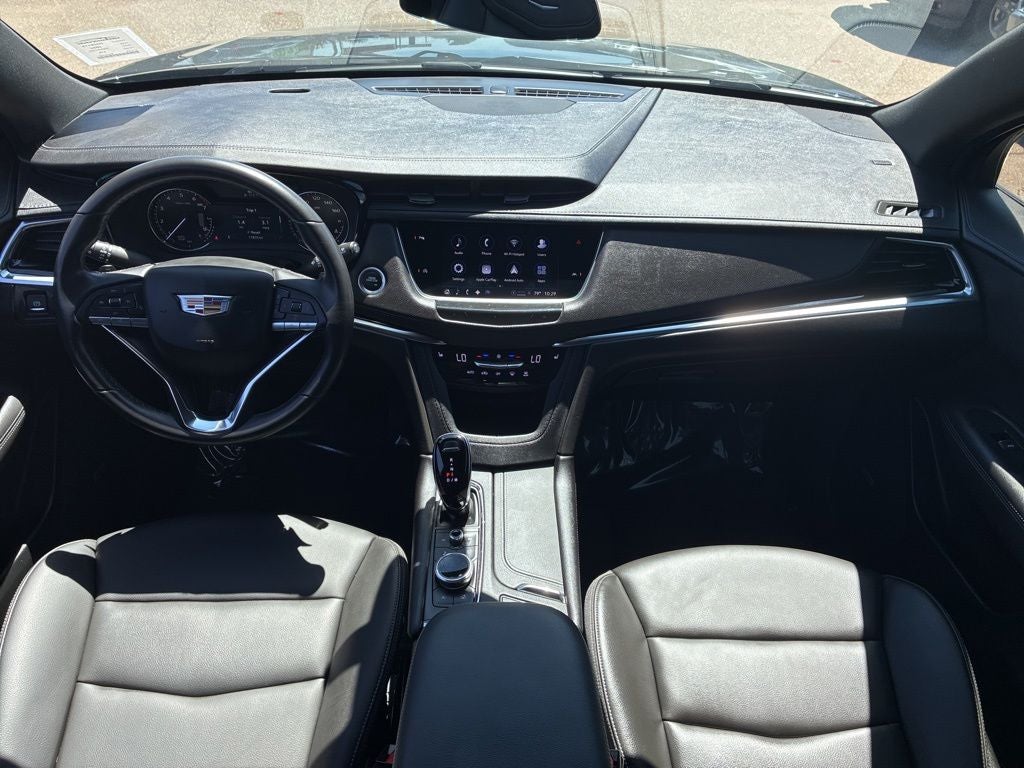 2024 Cadillac XT6 Luxury