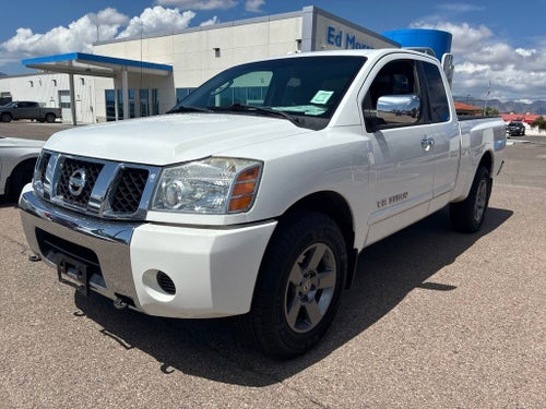 2005 Nissan Titan SE