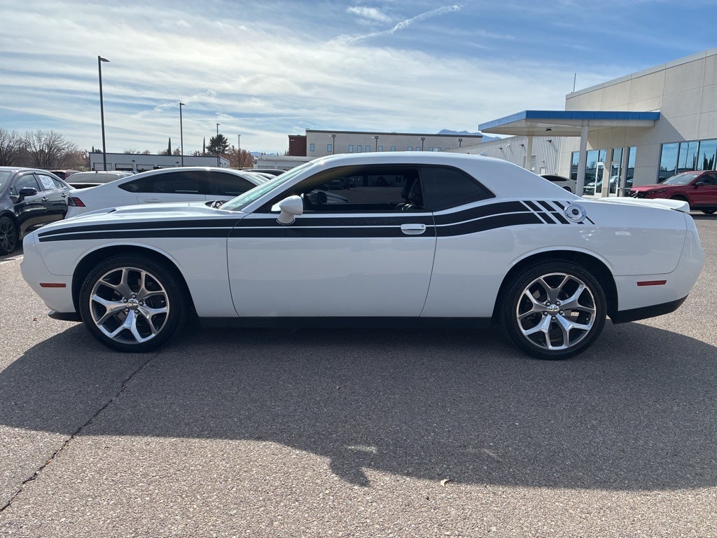 2015 Dodge Challenger SXT