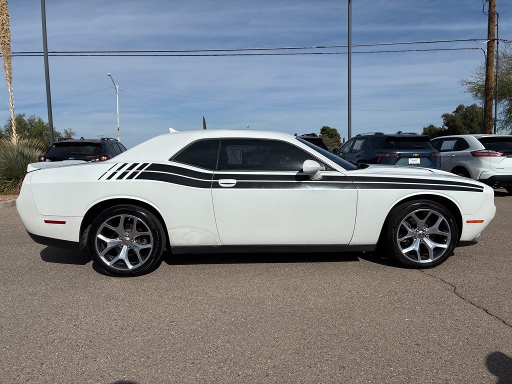 2015 Dodge Challenger SXT