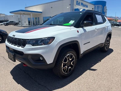 2025 Jeep Compass Trailhawk