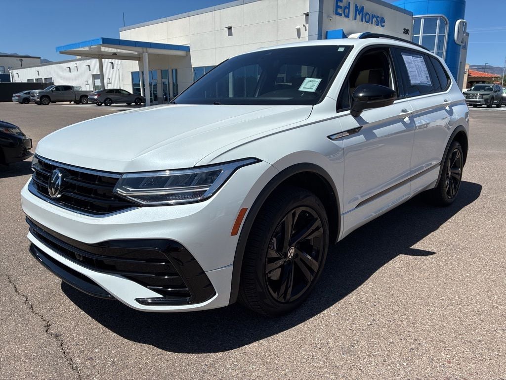2024 Volkswagen Tiguan 2.0T SE R-Line Black