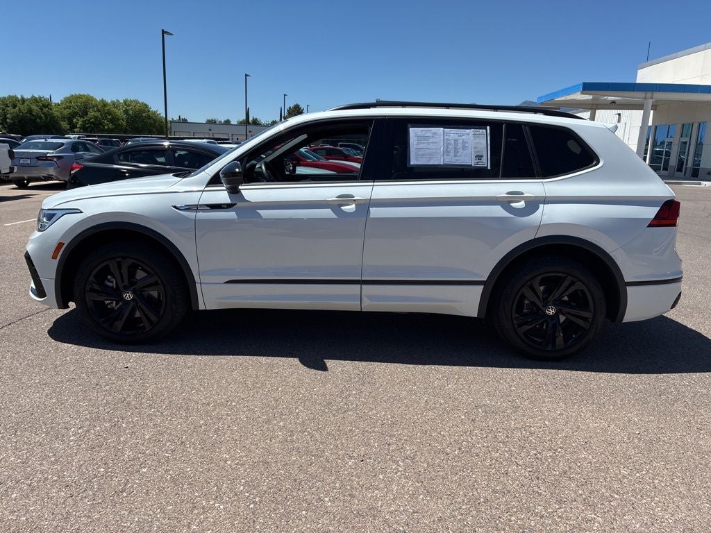 2024 Volkswagen Tiguan 2.0T SE R-Line Black