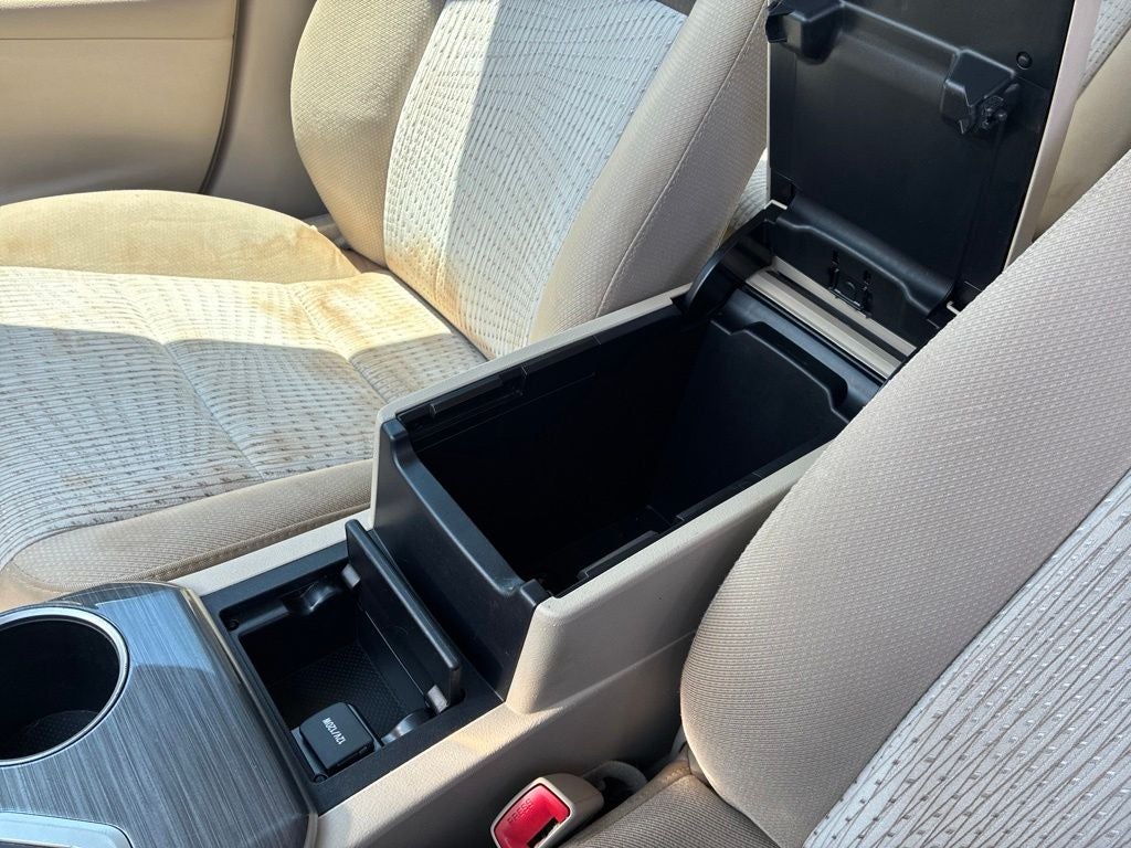 2013 Toyota Camry Hybrid XLE