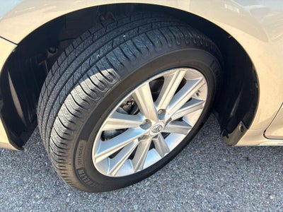 2013 Toyota Camry Hybrid XLE