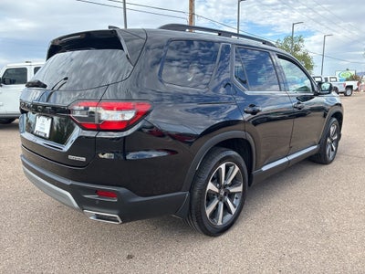 2024 Honda Pilot Touring