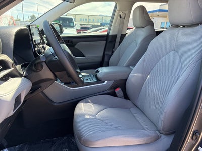2021 Toyota Highlander L