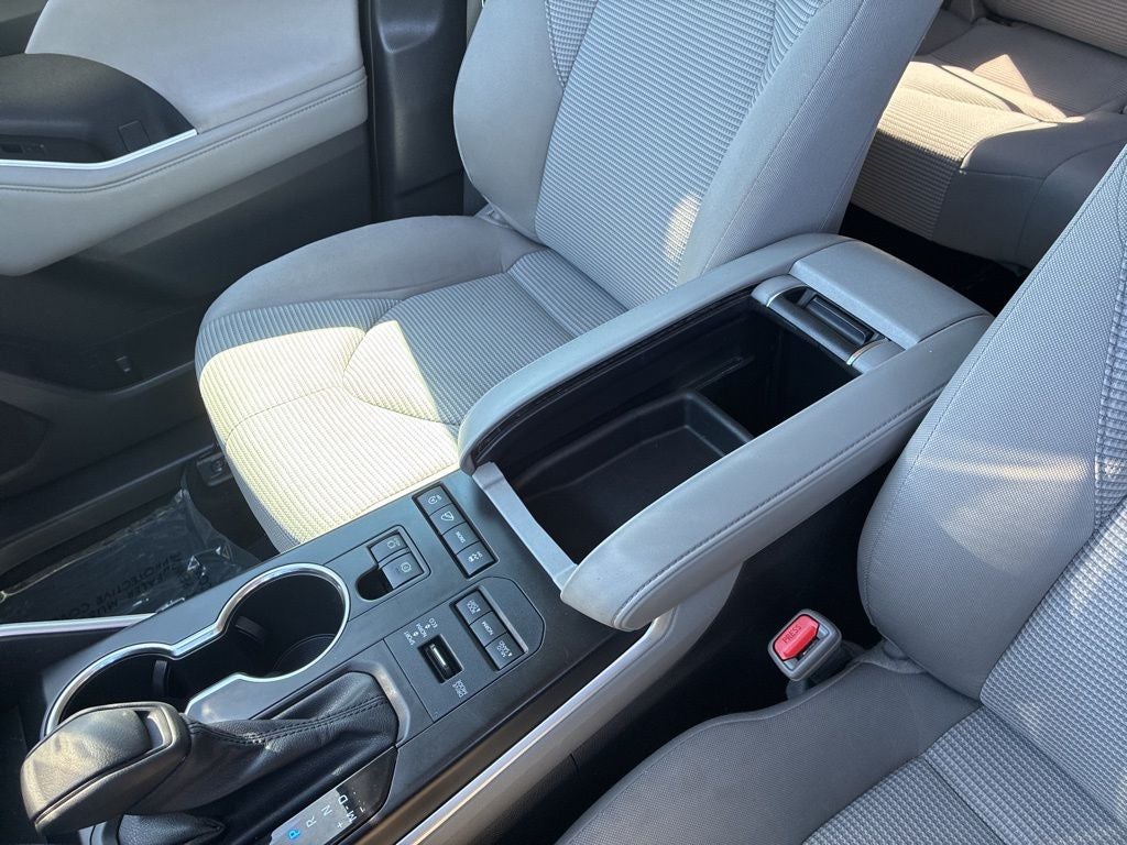 2021 Toyota Highlander L