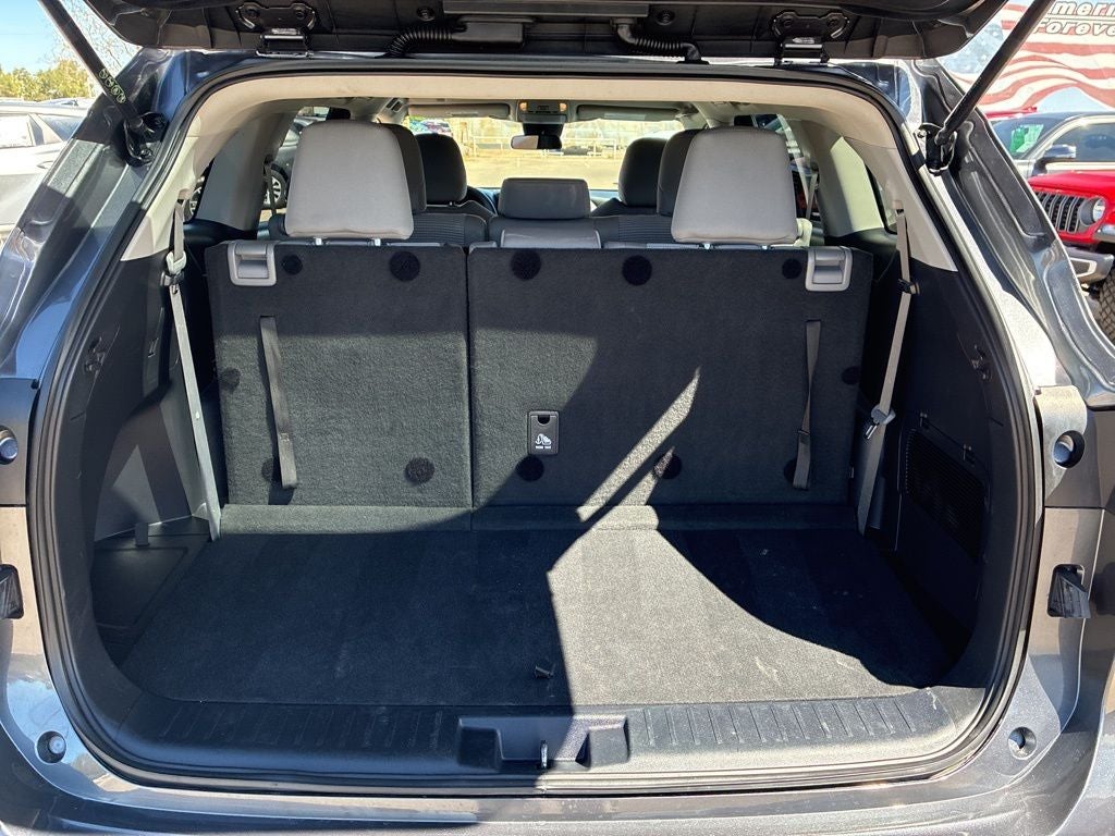 2021 Toyota Highlander L