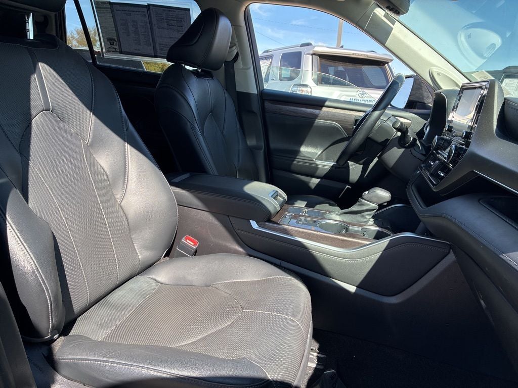 2021 Toyota Highlander Hybrid Limited