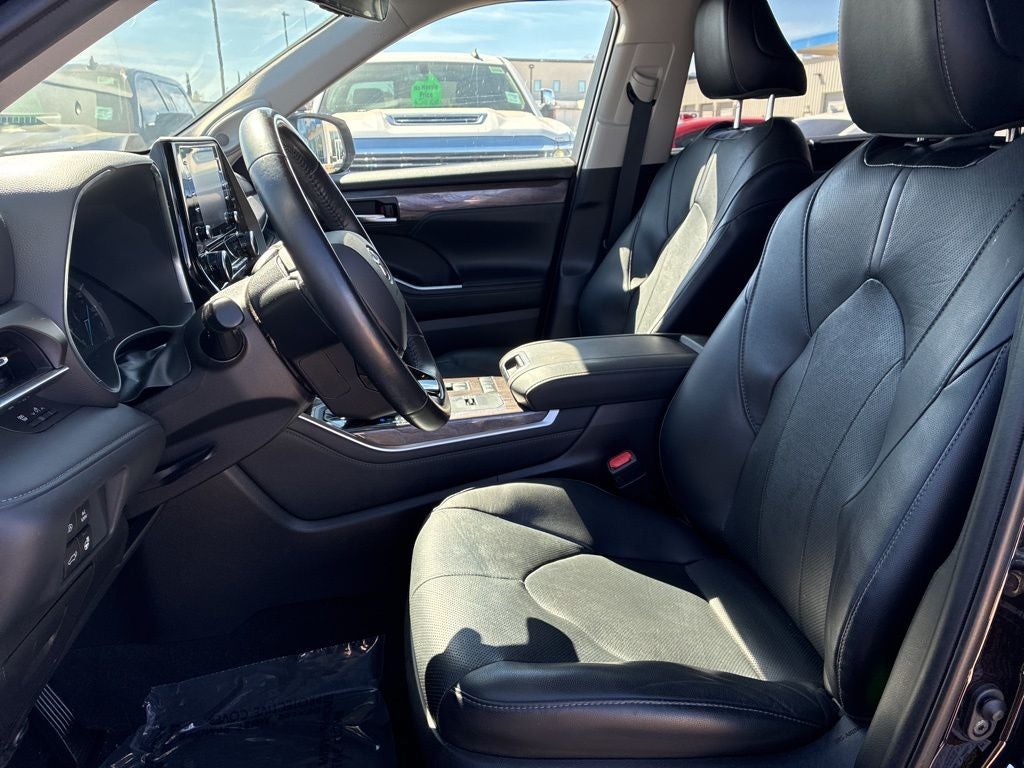 2021 Toyota Highlander Hybrid Limited