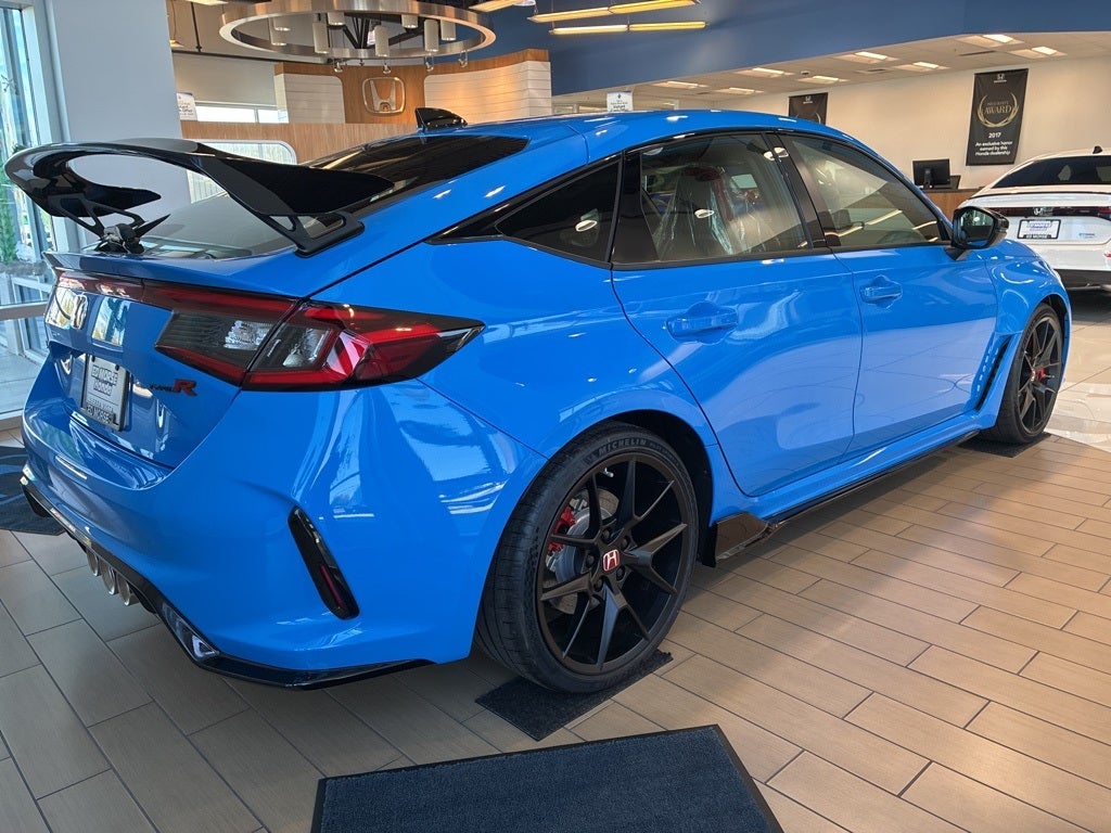 2025 Honda Civic Type R Base