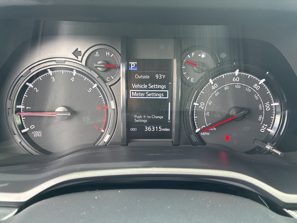 2024 Toyota 4Runner SR5