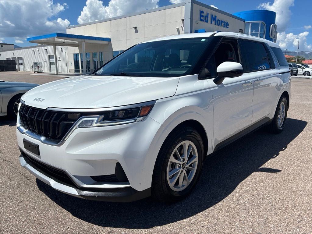 2022 Kia Carnival LX
