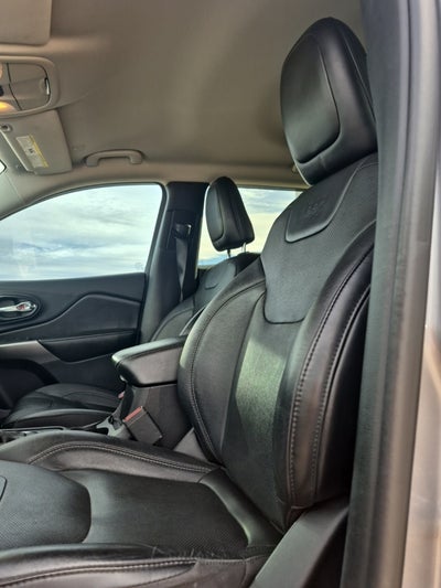 2021 Jeep Cherokee Latitude Lux