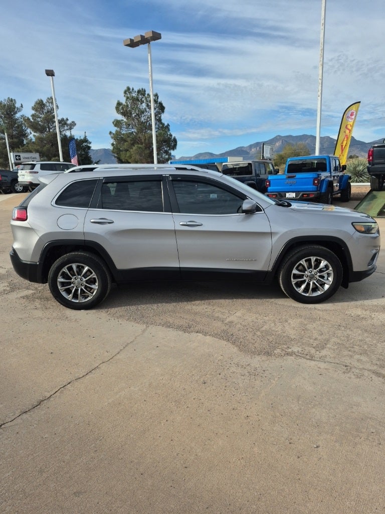 2021 Jeep Cherokee Latitude Lux