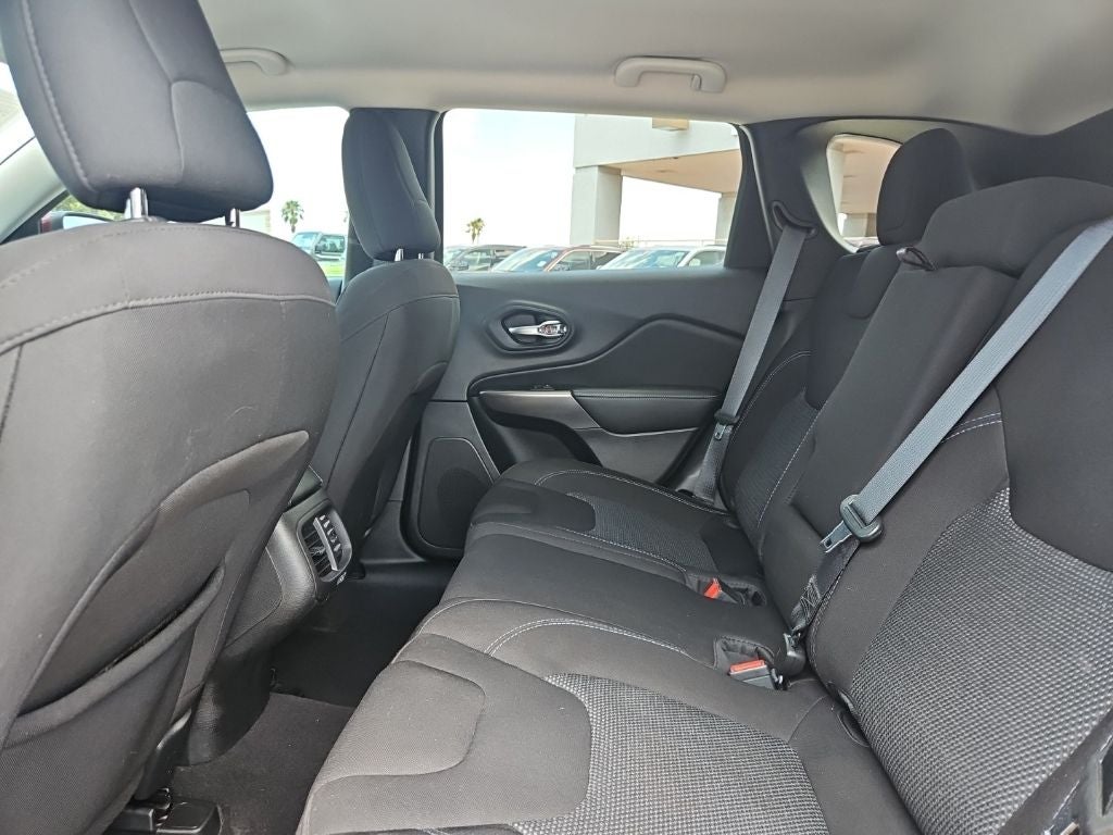 2021 Jeep Cherokee Latitude