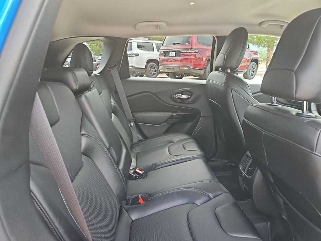 2023 Jeep Cherokee Altitude