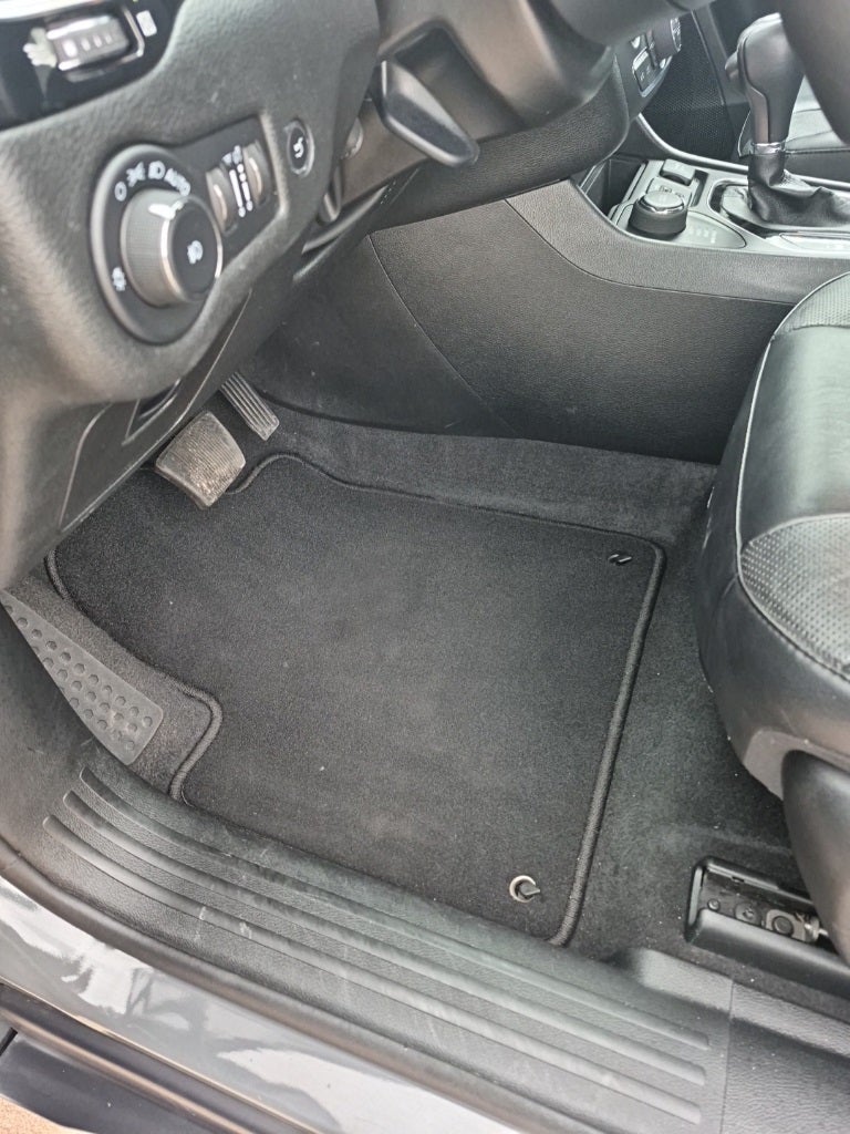 2023 Jeep Cherokee Altitude