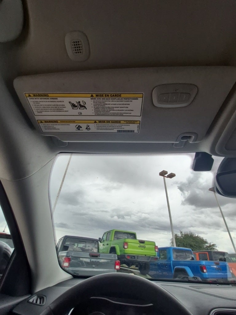 2023 Jeep Cherokee Altitude