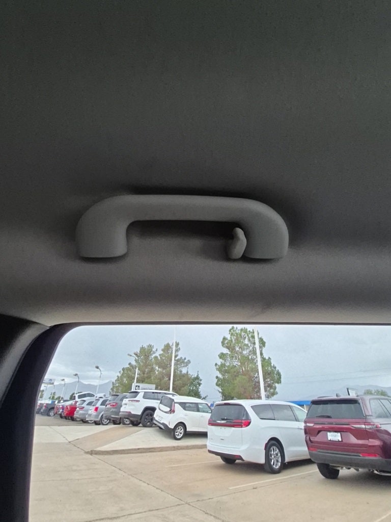 2023 Jeep Cherokee Altitude