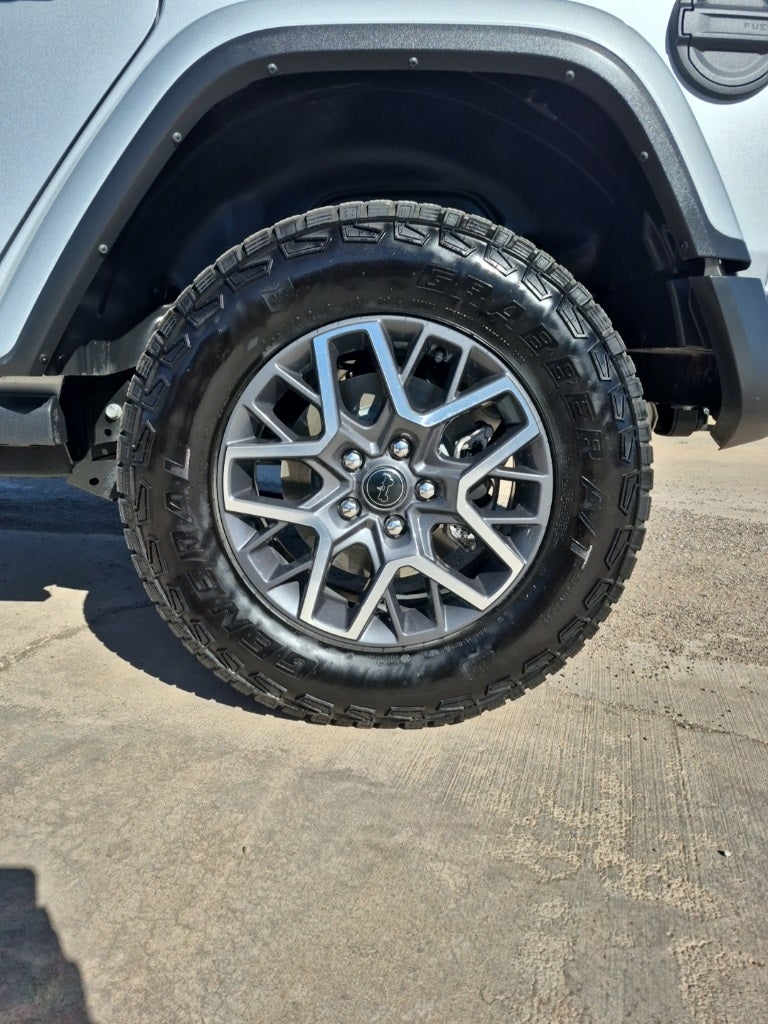 2024 Jeep Wrangler Sahara