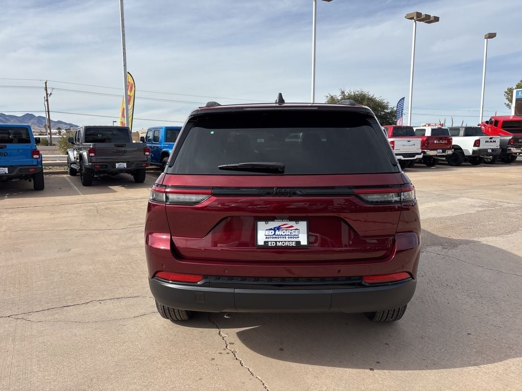 2025 Jeep Grand Cherokee Altitude