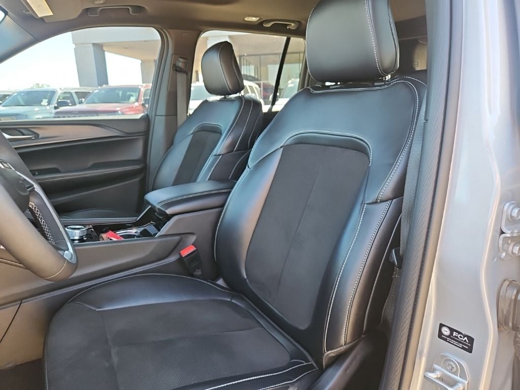 2023 Jeep Grand Cherokee Altitude X