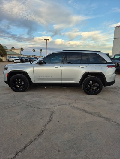 2023 Jeep Grand Cherokee Altitude X