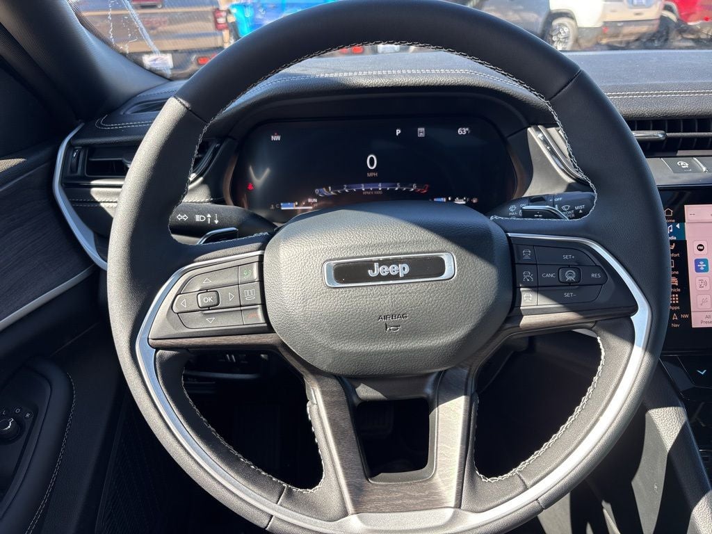 2026 Jeep Grand Cherokee Laredo